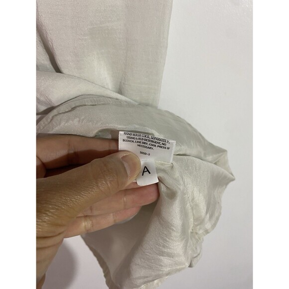 Eileen Fisher Tank Top M Cream Silk Minimalist Babydoll Travel Classic Office - Picture 7 of 15